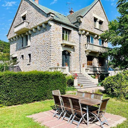 La Maison Au Toit Vert Espalion Exterior photo